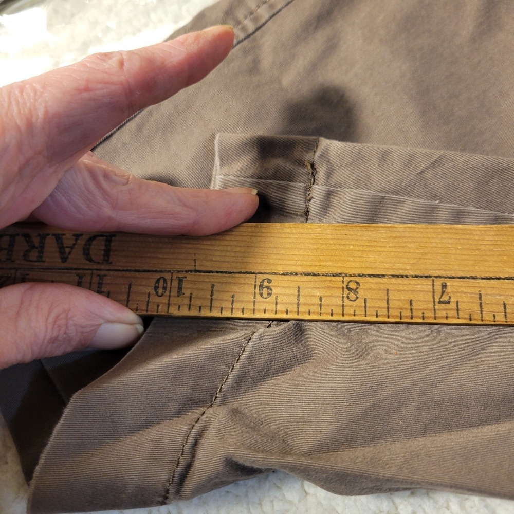 Old Navy Shorts, Women's Size 10, Brown, Perfect Bermudas, Pockets, Low Rise - Picture 8 of 8